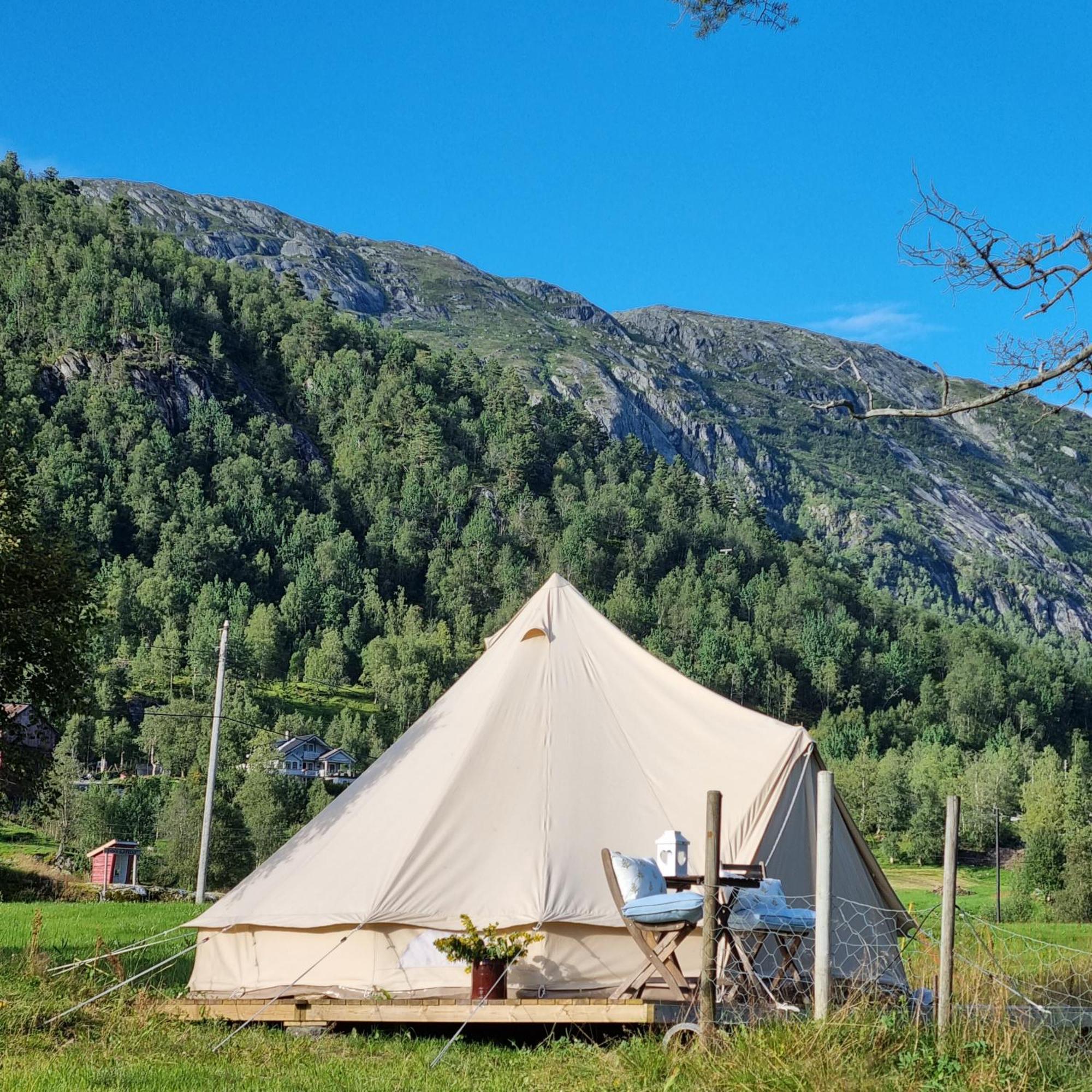 Отель Flatheim Glamping Viksdalen Экстерьер фото